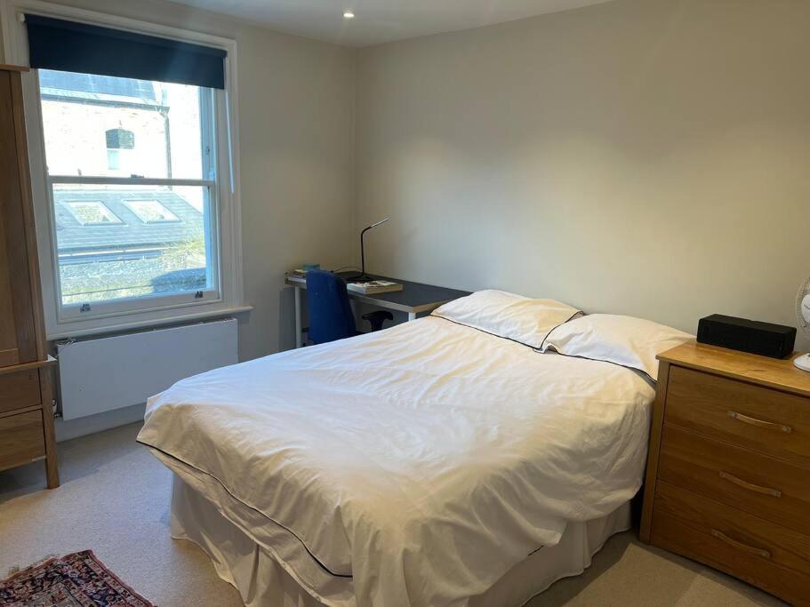 Four Bedroom Modern Victorian Wandsworth House London Eksteriør bilde